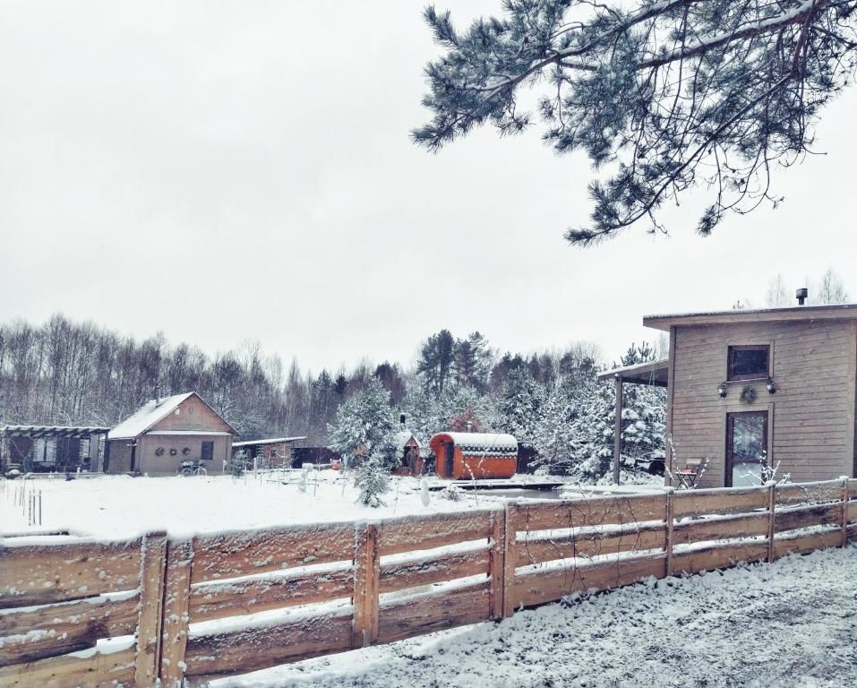 Загородные дома Дом с камином в лесу Pogorelka